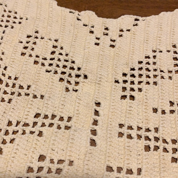 Vintage Butterfly crocheted doily Handmade - Picture 5 of 6